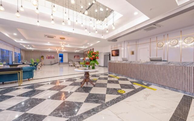 Lavia Hotels Lara