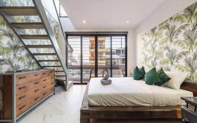 Lofty Comfort Stay-Relax by Soben Home