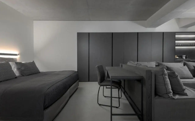 Essence Suites
