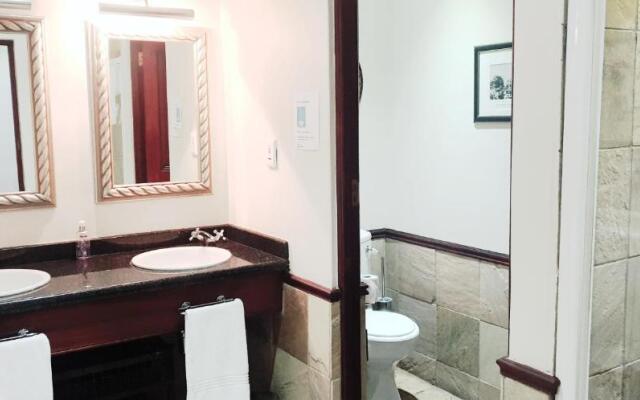 Sedgefield Apartment On The Lake