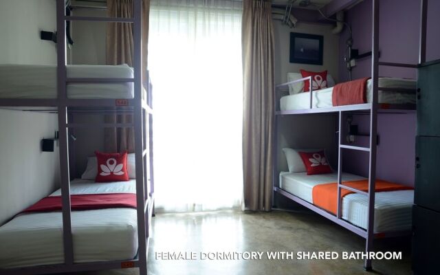 ZEN Hostel Silom 14