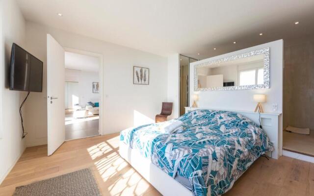 Appartement 3 chambres 125 m2 avec vue exceptionnelle face à la mer - Apartment in Cannes - Photo 4