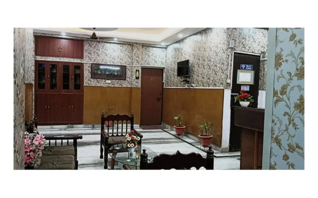 WoodStock Homestay By GRB