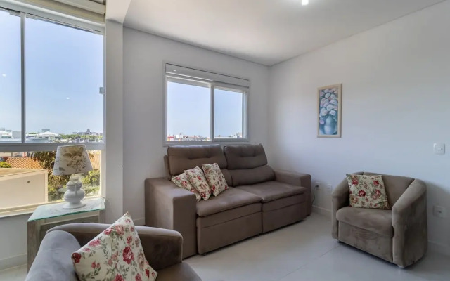 Cozy Apartment 3 Minutes From the Beach Cmi0301