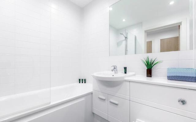 Roomspace Serviced Apartments - Queensway