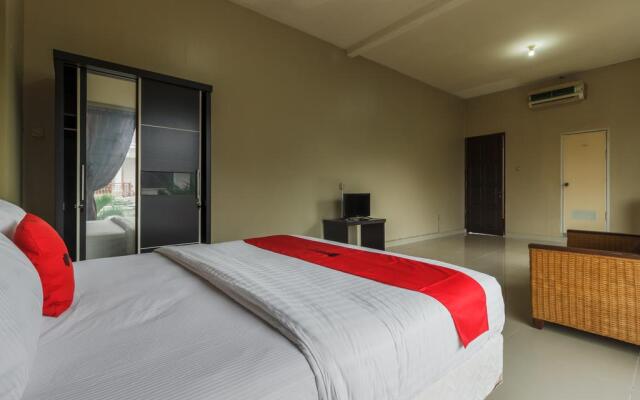 RedDoorz Syariah near Taman Air Mancur Bogor