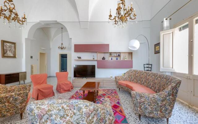 Antica dimora stasi by BarbarHouse