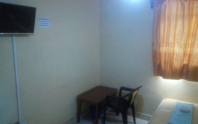 Chiri Orange Hotel