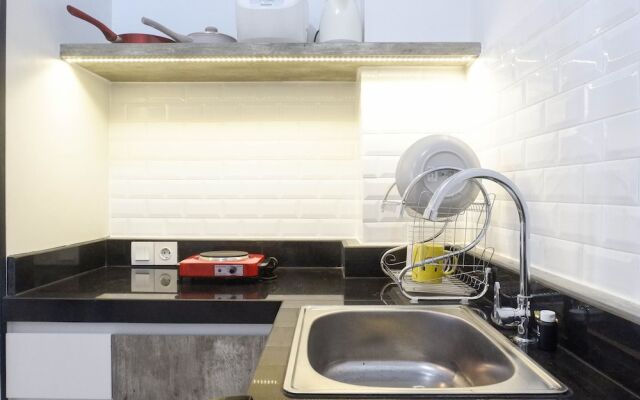 Modern Luxurious Studio Room at Anderson Supermall Mansion Apartment