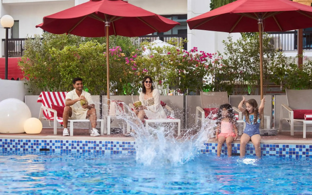 Golden Sands Hotel Apartments