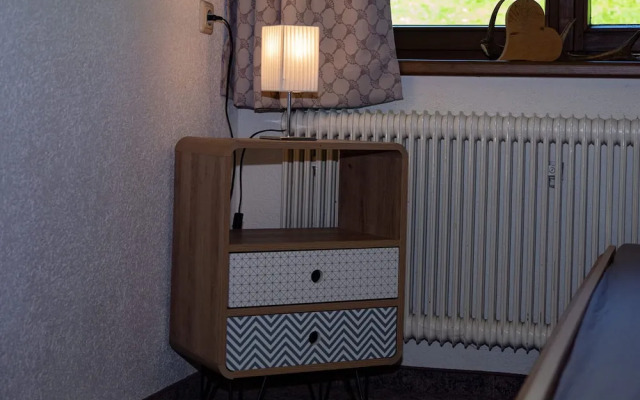 Cozy Apartment in Mühlbach with Garden near Ski Slopes