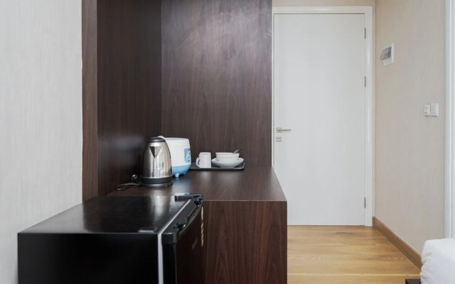 Elegant Studio Apartment (No Kitchen) at Tuscany Residence