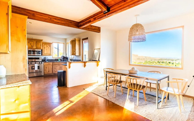 Yucca Viewpoint - Hot Tub - Best View