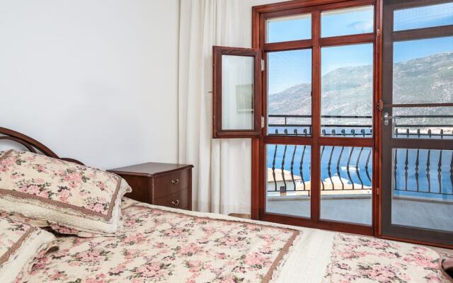 Villa Sahin 2 Triplex