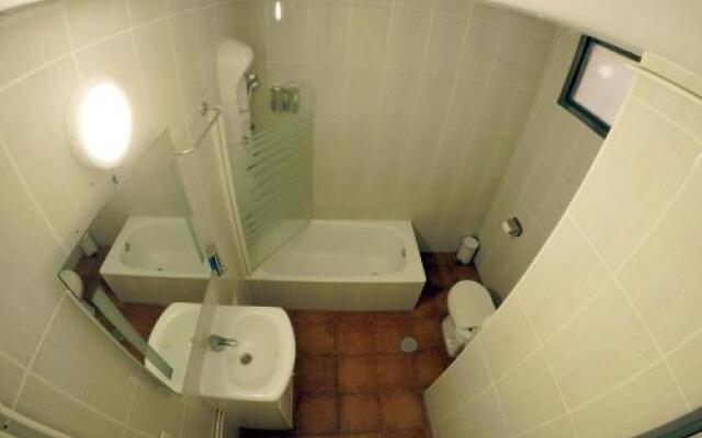 Hostel Euro Holitel