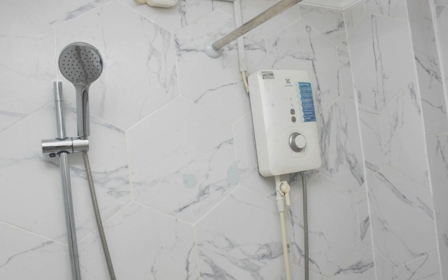 Comfort And Spacious 1Br At Pakubuwono Terrace Apartment