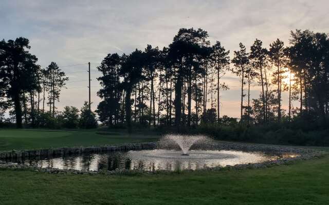 SureStay Hotel by Best Western Thomson