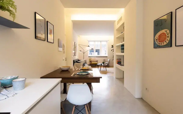 Dante Apartment With Parking