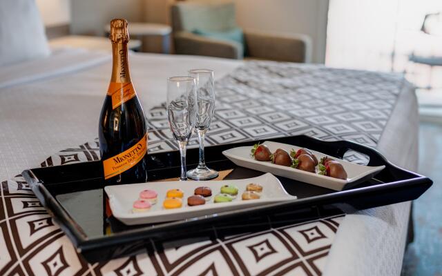 Crowne Plaza Ventura Beach by IHG