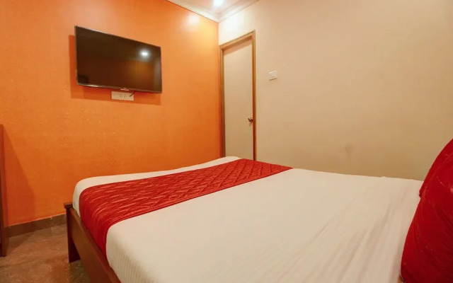 OYO 11727 Sivaraja Residency