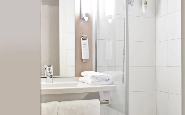 ibis Charleville-Mezières