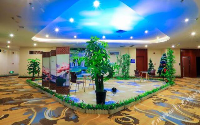 Elong R.YUN Hotel (Shenzhen International Exhibition Center Shajing West Station)