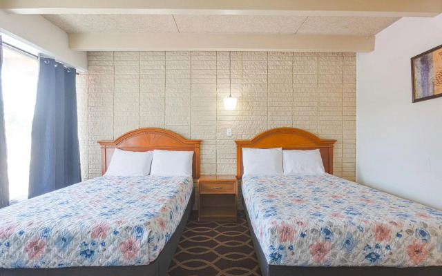 Sonrise Inn Lincoln Hwy By OYO