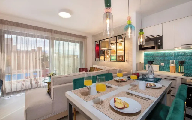 Flos Apartments