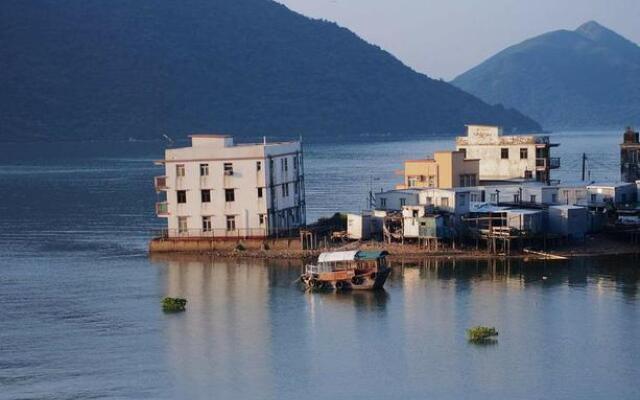 Tai O Inn, by the Sea