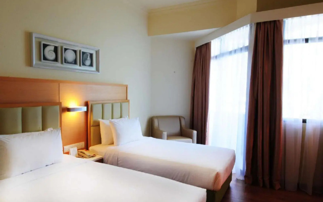 Hotel Sentral Seaview @ Beachfront