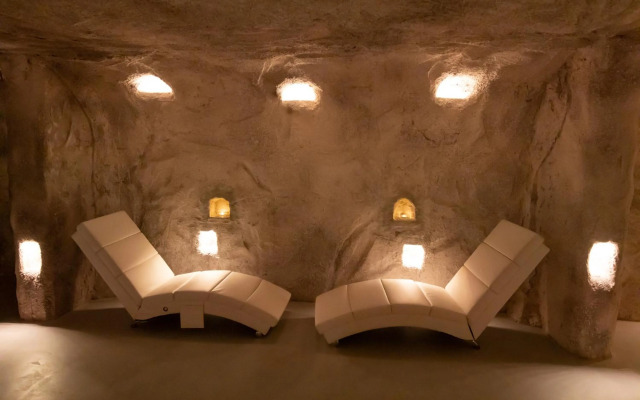 Bianco Riccio Suite Hotel