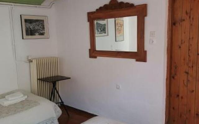 Orestis House