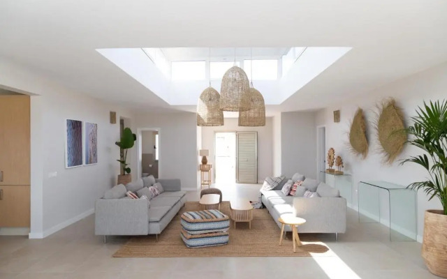Ereza White Homes