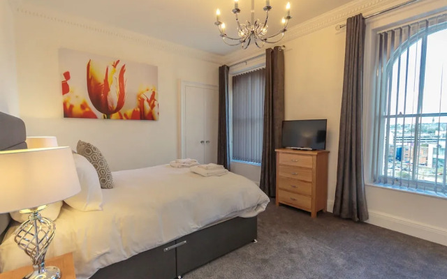 1 Bed- The Balmoral Suite