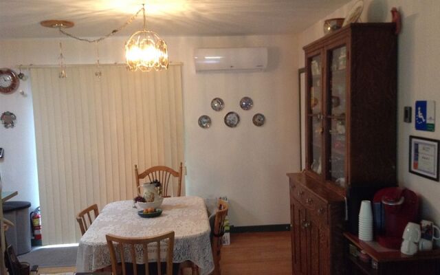 The Garden Bee Bed & Breakfast