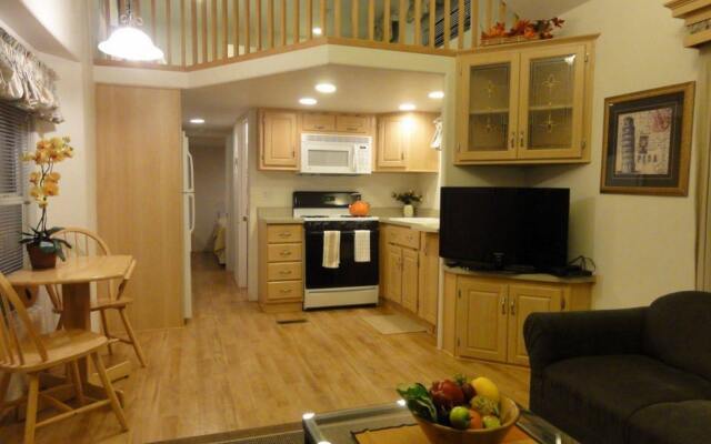 Arden Acres Executive Suites and Cottages