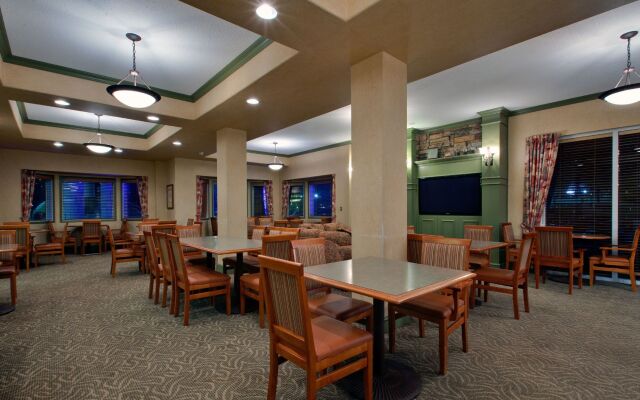 Holiday Inn Express & Suites Saskatoon by IHG