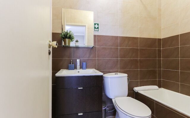 Almirante Terrace by Homing