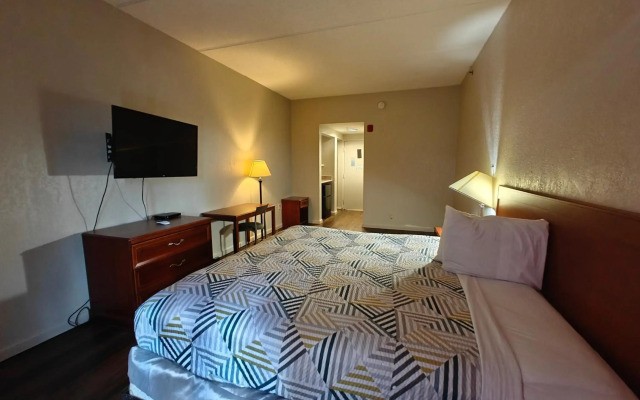Budgetel Inns & Suites - Atlanta Galleria Stadium