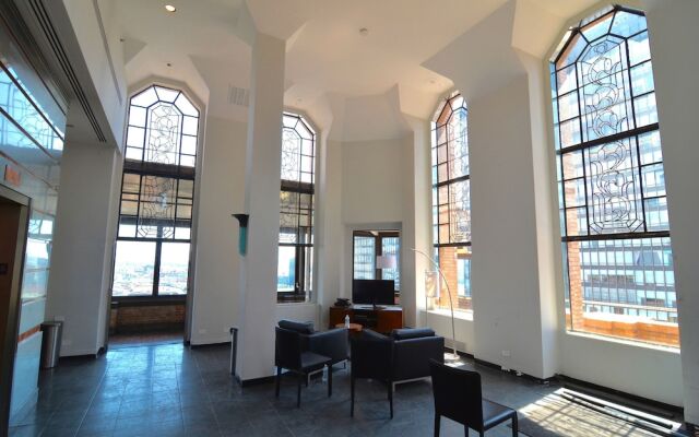 Bridgestreet at Beekman Towers