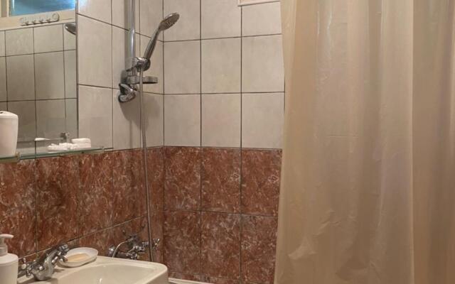 Апартаменты на улице Комиссаржевской 18