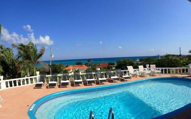 Tumac Villa, 4BR by Jamaican Treasures