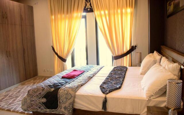 Executive 3 Bedrooms Apartment In Bahria Town