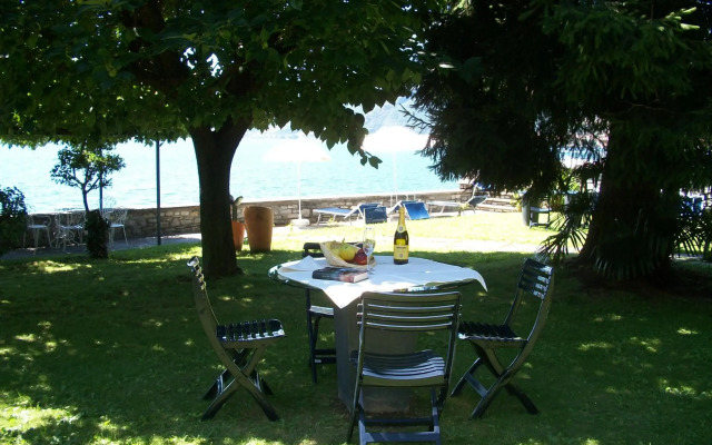 Palazzina GiardinoLago