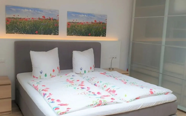 Rugenlust - With sea View / Home Office