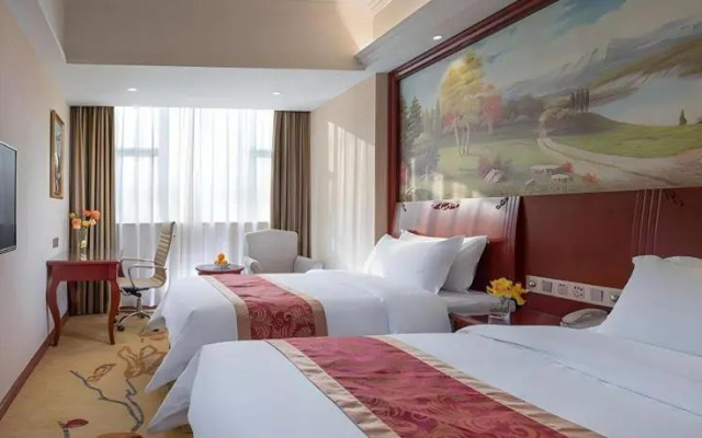 Vienna Hotel (Zhongshan Ancient Town Center)