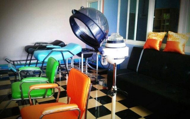 Thanasiri Hotel & Resort