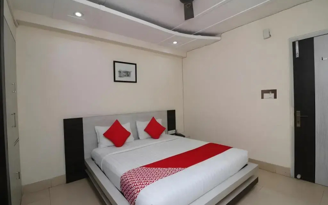 Hotel Mandiram