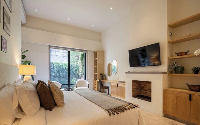 HOLT Parque Juarez Privada 5BR Villa