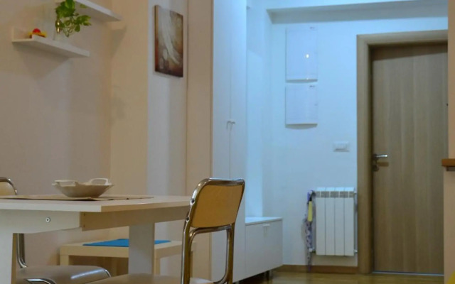 Modern apartment nearby downtown & Vardar river